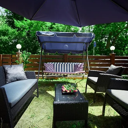 Terrace Garden Seaside * Odessza