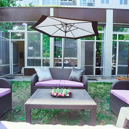 Terrace Garden Seaside Apartment