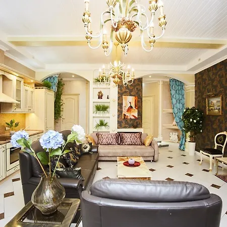 Terrace Garden Seaside Apartment